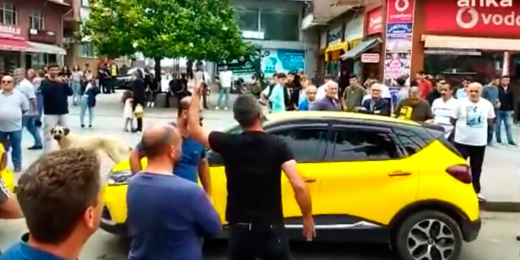 Cumhur’da Ardeşen çatlağı: AKP’li belediyeyi basan esnafa MHP’den destek