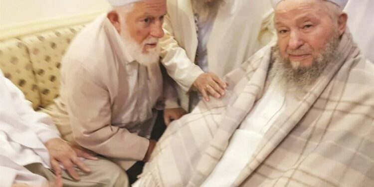 İsmailağa Cemaati’nin lideri Mahmut Ustaosmanoğlu hayatını kaybetti